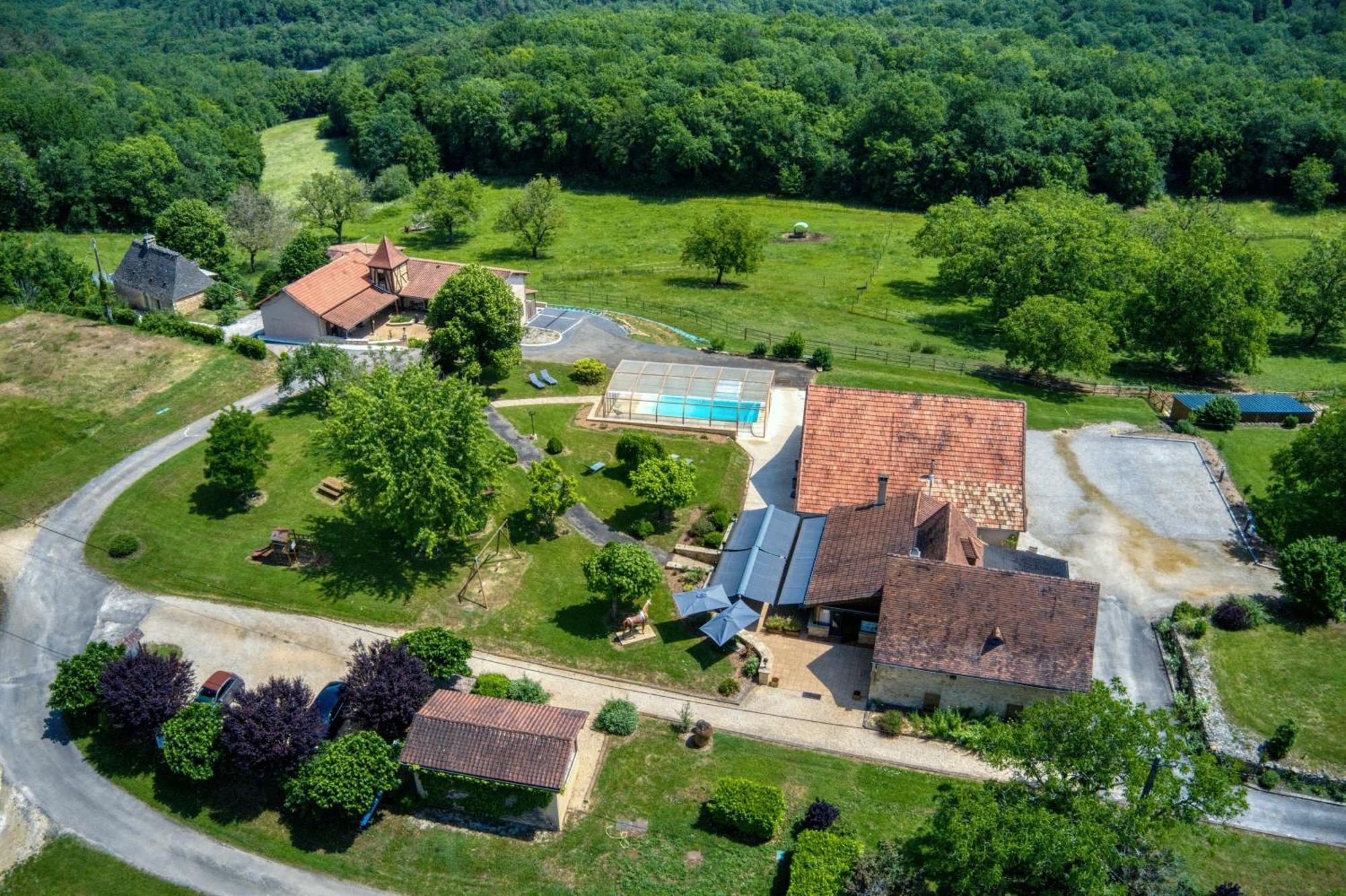 Hotel Domaine De La Rhonie Meyrals Exterior foto